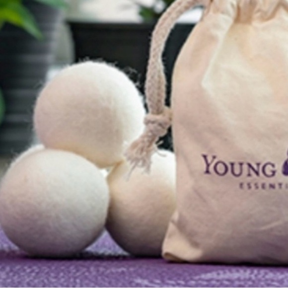 YOUNG LIVING "Essential Oils" Wool Dryer Balls (4). New - Picture 2 of 2